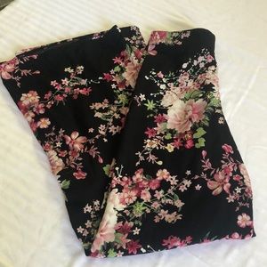 Floral wide leg pants